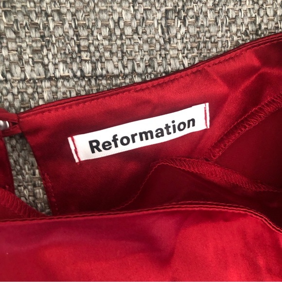 Reformation Red Silk Puff BoatNeck Midi: PRINCESSCORE COTTAGECORE ROYALCORE - Picture 9 of 15